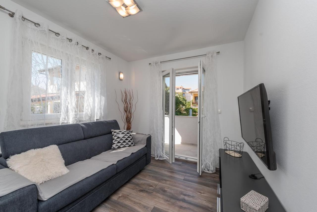 Apartments Janice Pakoštane Dış mekan fotoğraf