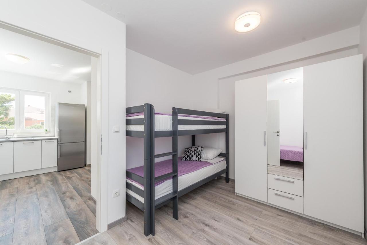 Apartments Janice Pakoštane Dış mekan fotoğraf