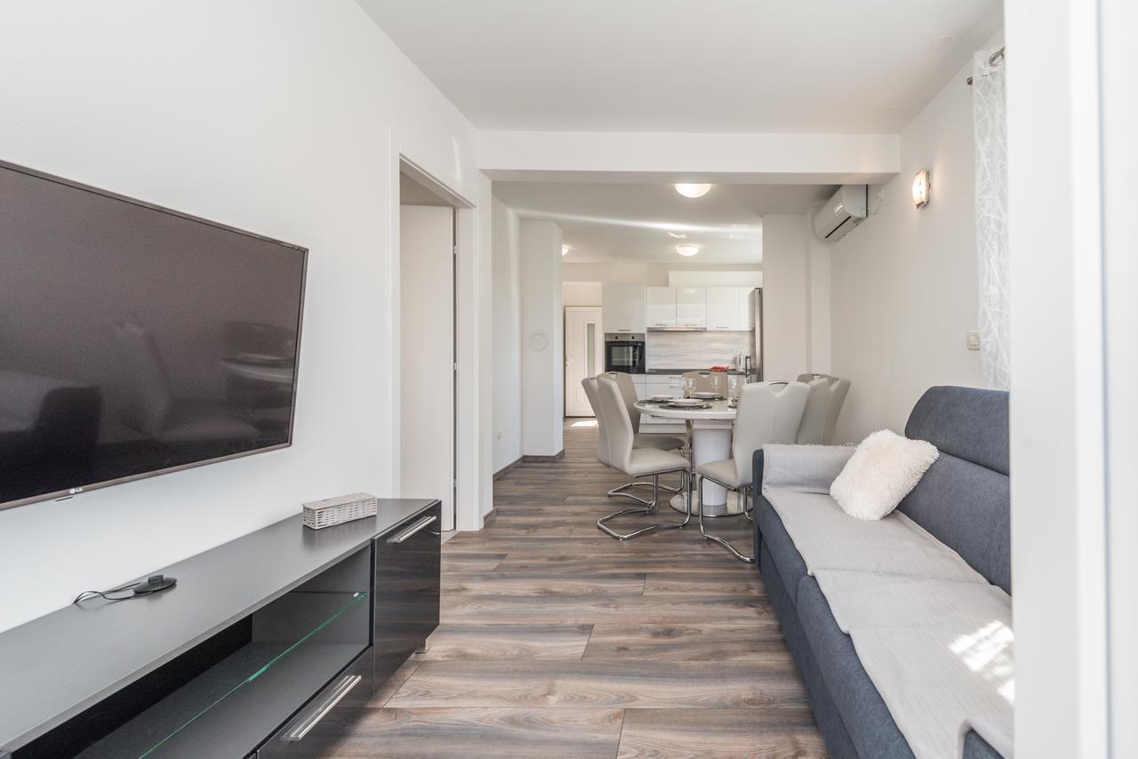 Apartments Janice Pakoštane Dış mekan fotoğraf